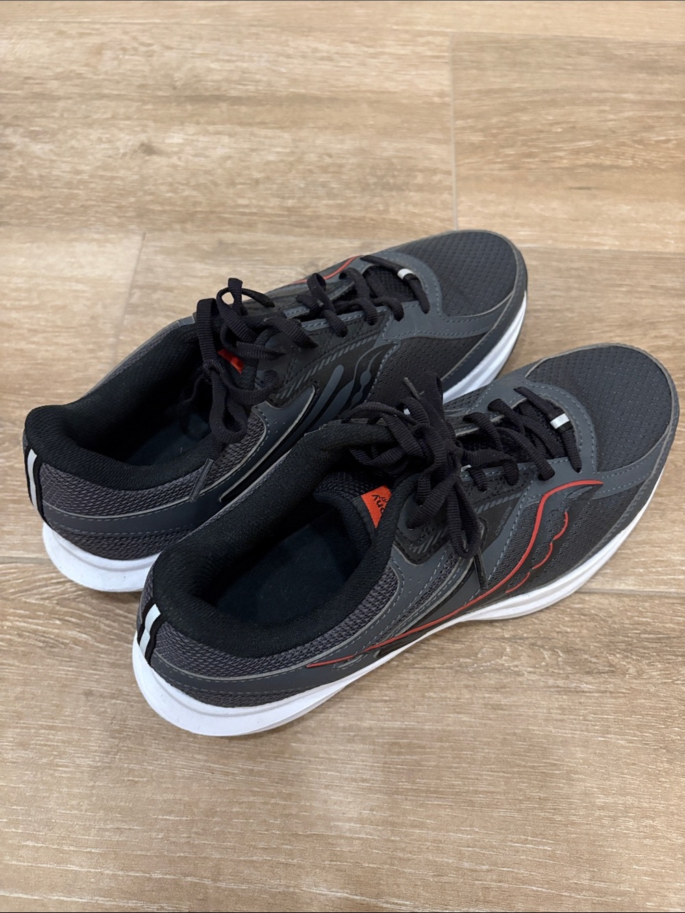 Men’s Saucony Cohesion17 Sneaker Size 8.5W